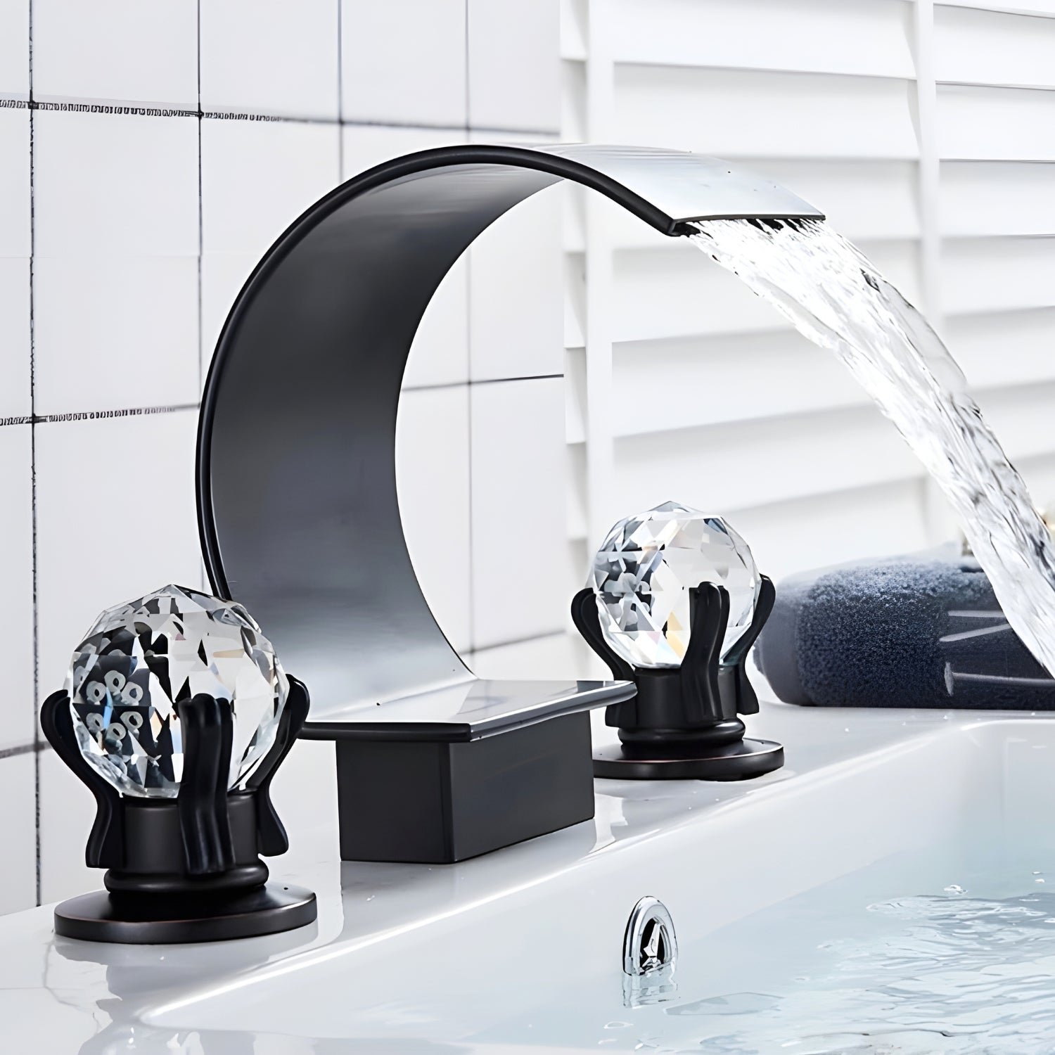 Halle - Three-Hole Waterfall Bathroom Faucet