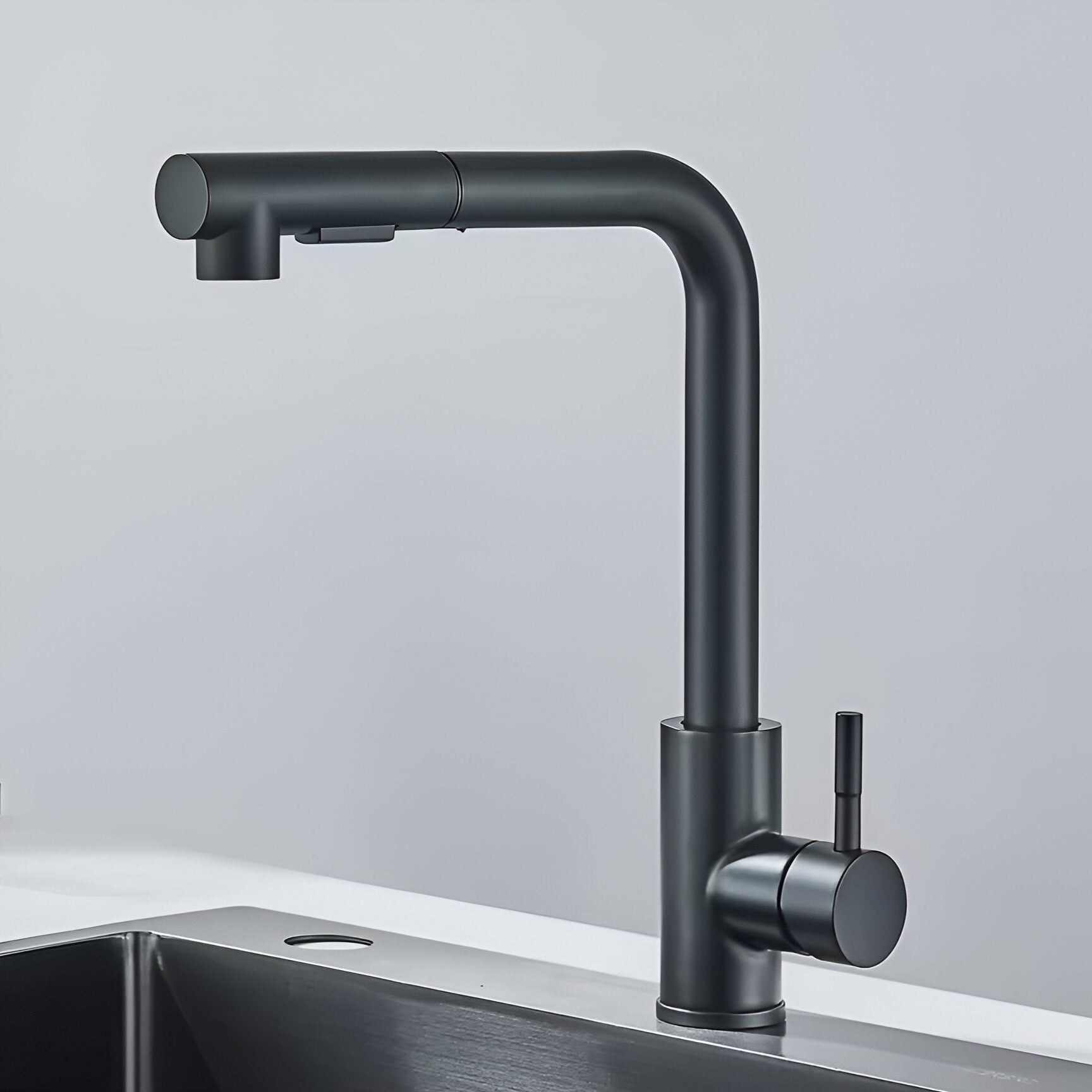 Black Pull-Out Kitchen Faucet